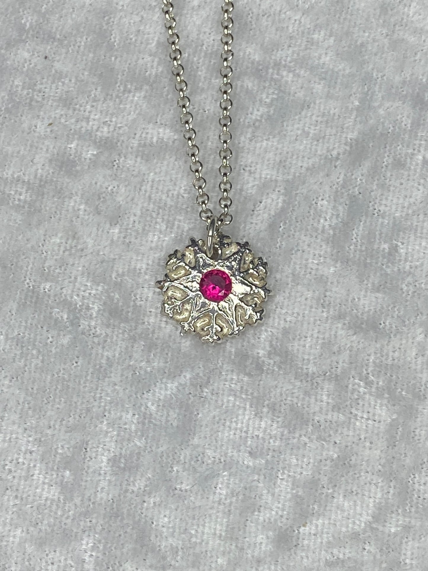 Snowflake Round Necklace - Dark Pink