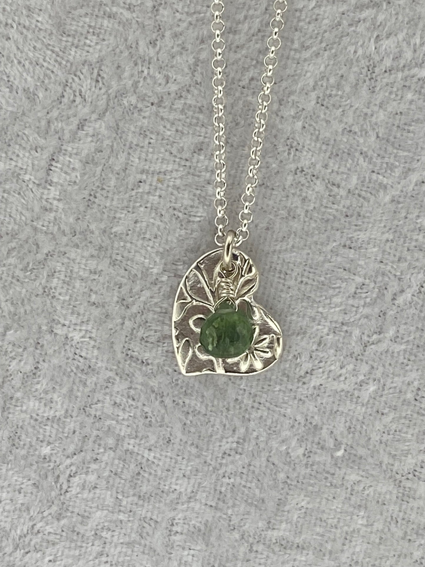 Heart Flowers with Leaves and Green Apatite Necklace