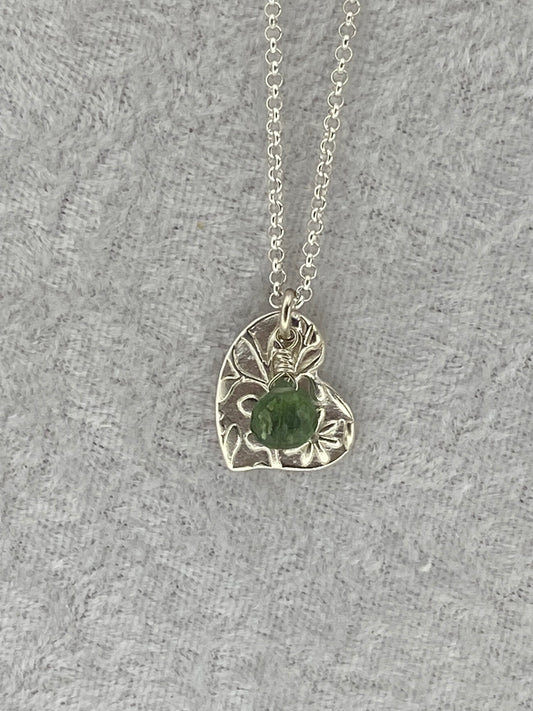 Heart Flowers with Leaves and Green Apatite Necklace