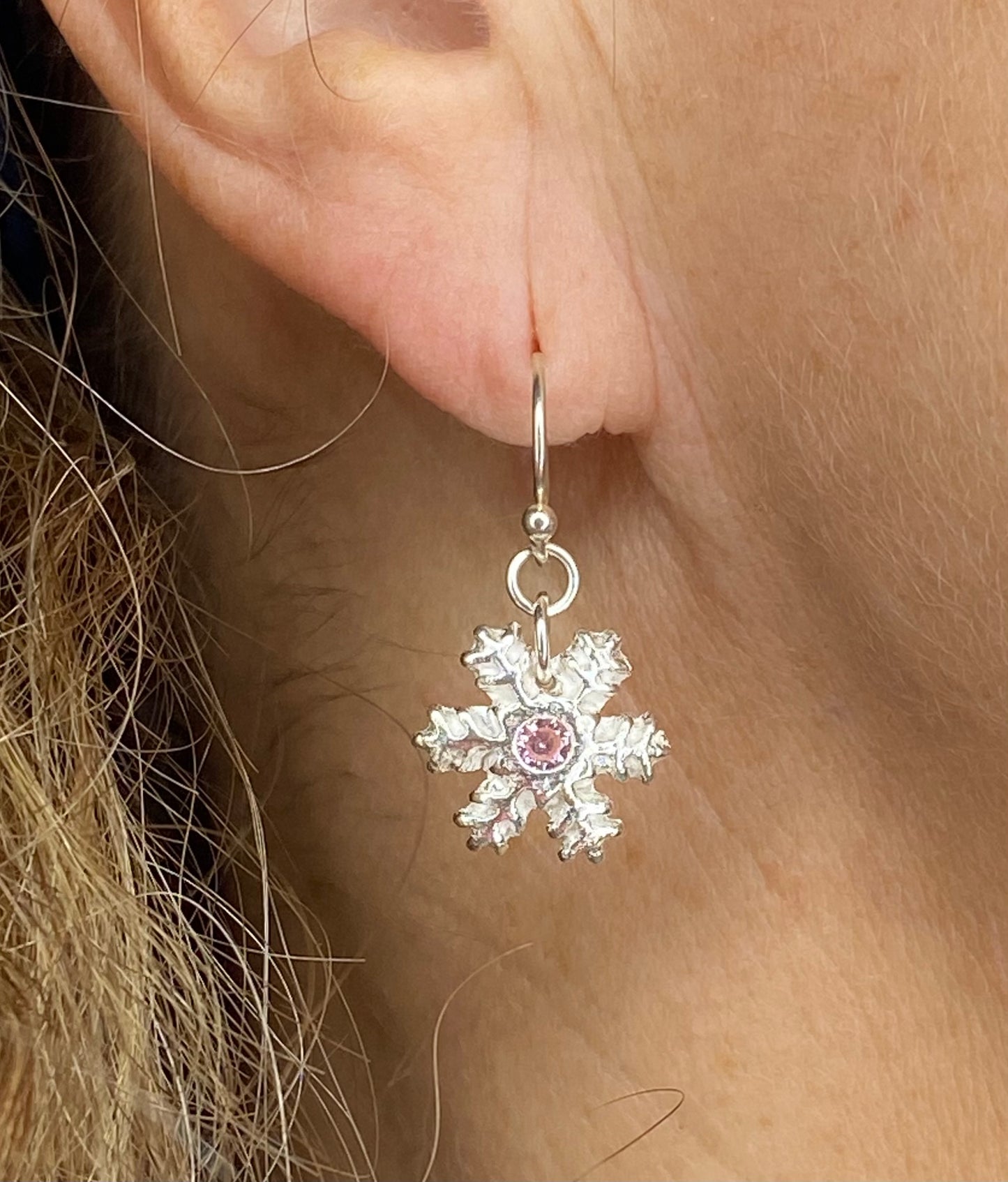 Snowflake Classic Earrings - Light Pink