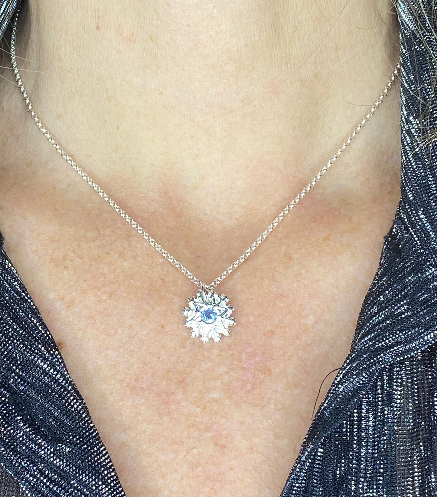 Snowflake Round  Necklace - Light Blue